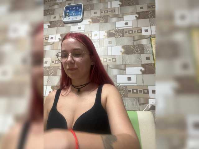 adrenalinse live cam on BongaCams