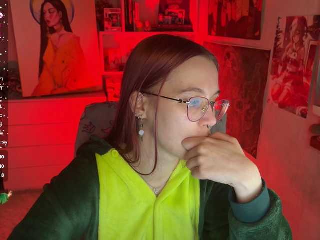 adrenalinse's BongaCams show and profile