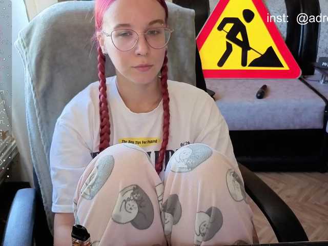 adrenalinse live cam on BongaCams