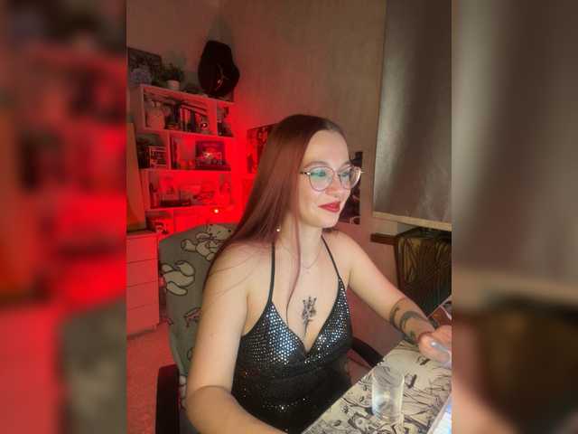 adrenalinse's BongaCams show and profile