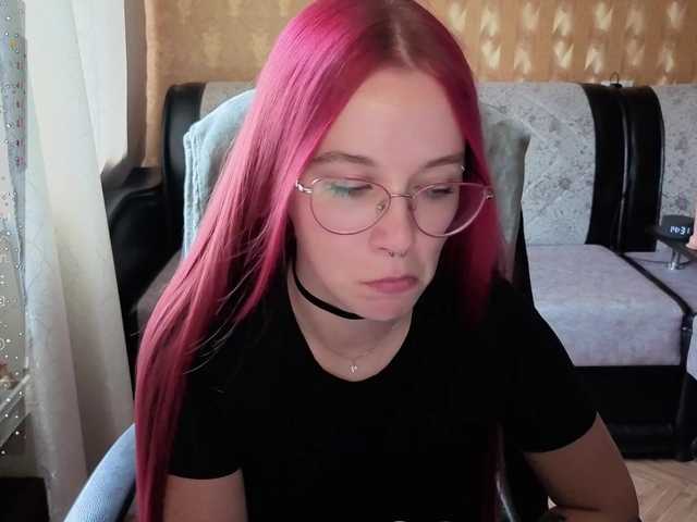 adrenalinse live cam on BongaCams
