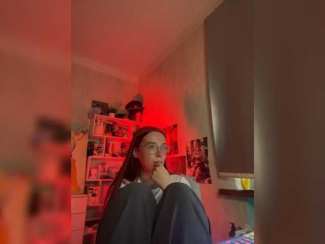 adrenalinse live cam on BongaCams