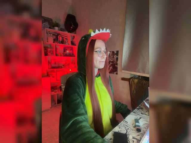 adrenalinse's BongaCams show and profile