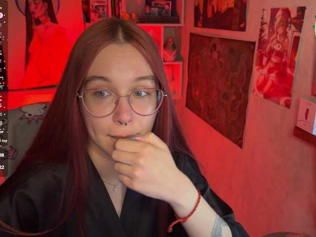 adrenalinse's BongaCams show and profile