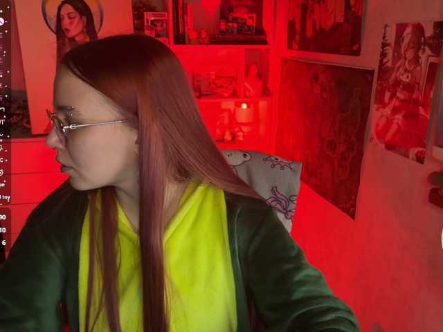 adrenalinse's BongaCams show and profile