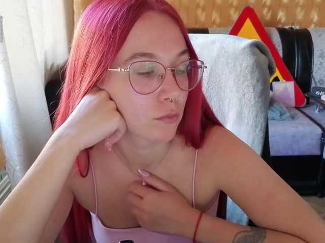 adrenalinse live cam on BongaCams
