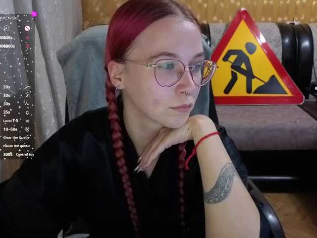 adrenalinse live cam on BongaCams