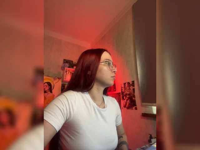 adrenalinse live cam on BongaCams