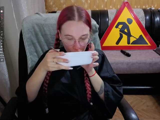 adrenalinse live cam on BongaCams