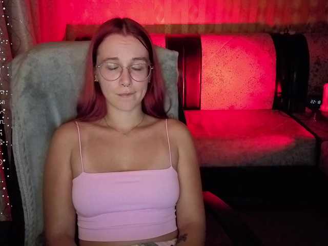 adrenalinse live cam on BongaCams