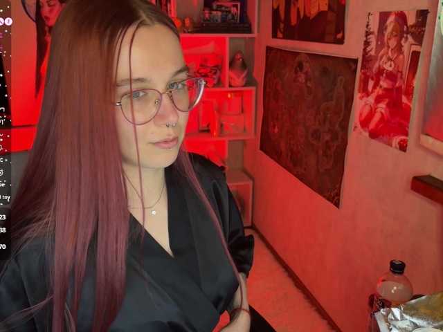 adrenalinse's BongaCams show and profile