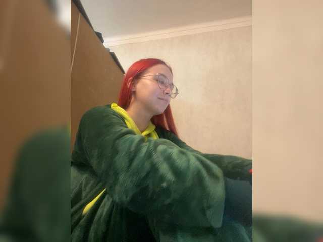 adrenalinse live cam on BongaCams