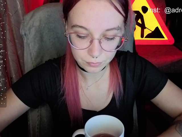 adrenalinse live cam on BongaCams