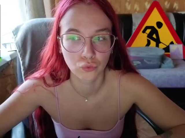 adrenalinse live cam on BongaCams