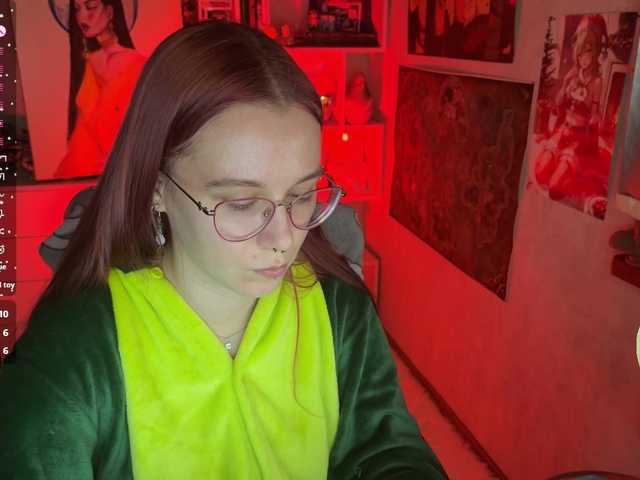 adrenalinse's BongaCams show and profile