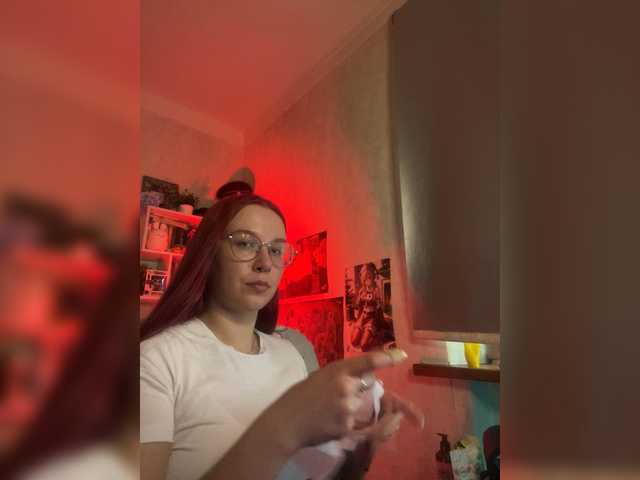 adrenalinse live cam on BongaCams