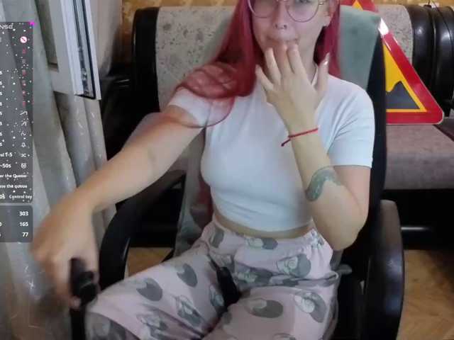 adrenalinse live cam on BongaCams