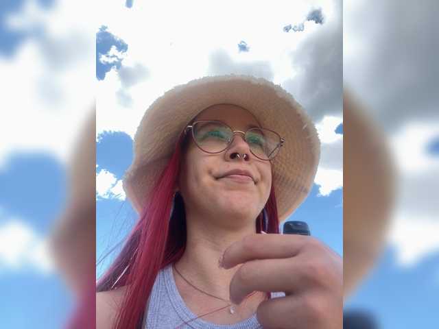adrenalinse live cam on BongaCams