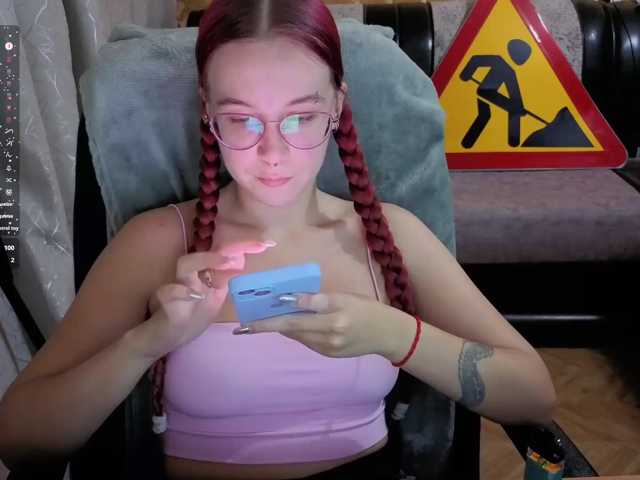 adrenalinse live cam on BongaCams
