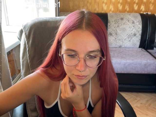 Kushina live webcam show
