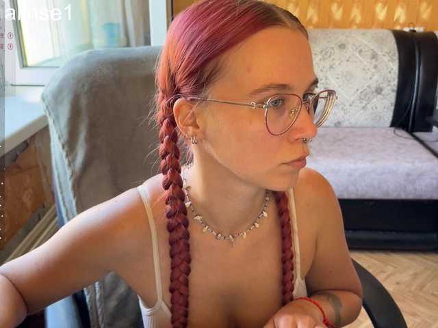 Kushina live webcam show