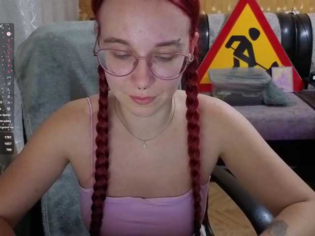 adrenalinse live cam on BongaCams