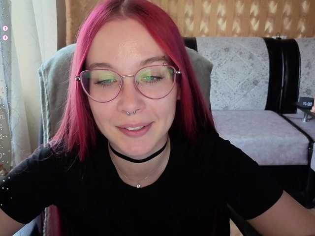 adrenalinse live cam on BongaCams