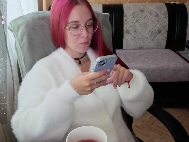 adrenalinse live cam on BongaCams