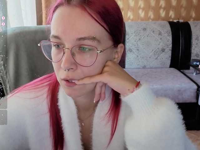 adrenalinse live cam on BongaCams