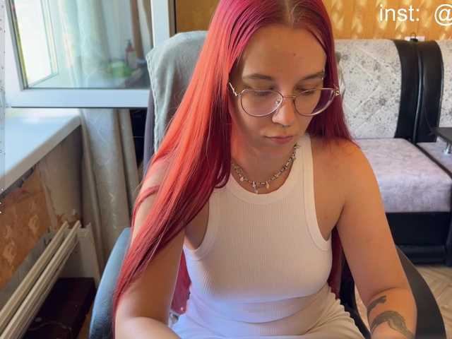 adrenalinse live cam on BongaCams