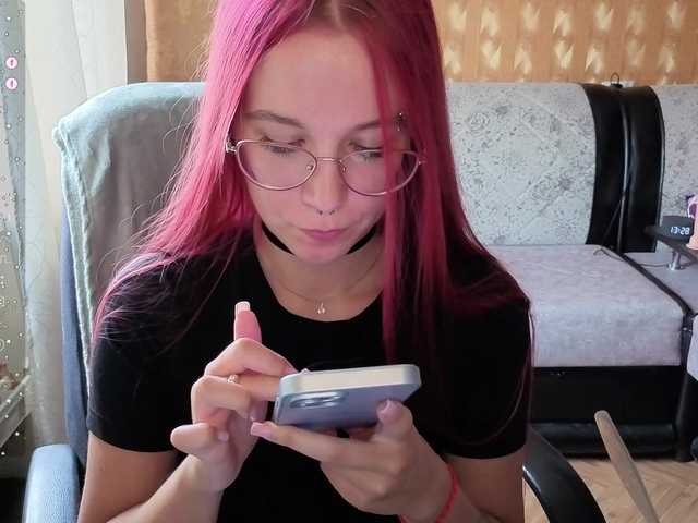 adrenalinse live cam on BongaCams