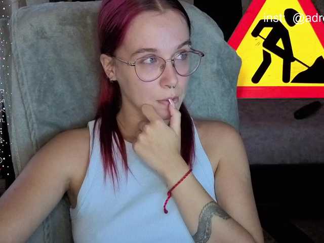 adrenalinse live cam on BongaCams