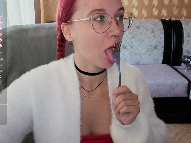 adrenalinse live cam on BongaCams