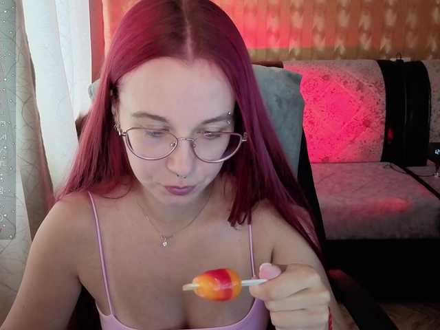 adrenalinse live cam on BongaCams