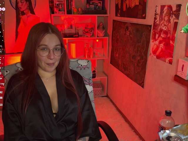 adrenalinse's BongaCams show and profile