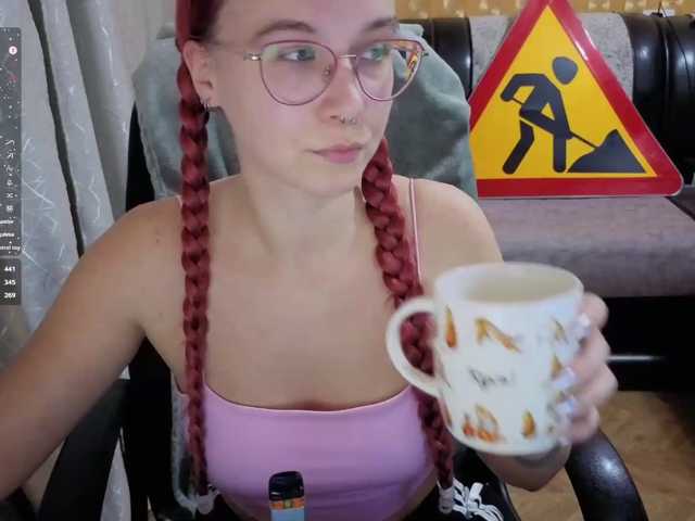 adrenalinse live cam on BongaCams