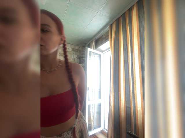 Kushina live webcam show