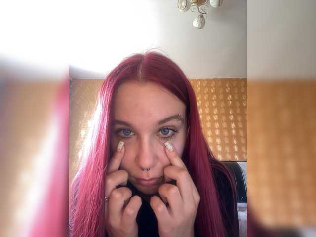 adrenalinse live cam on BongaCams