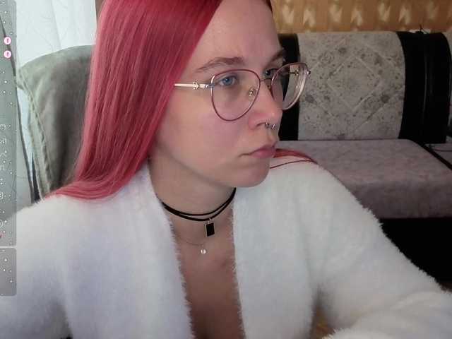 adrenalinse live cam on BongaCams