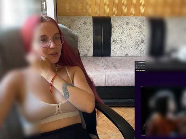 adrenalinse live cam on BongaCams