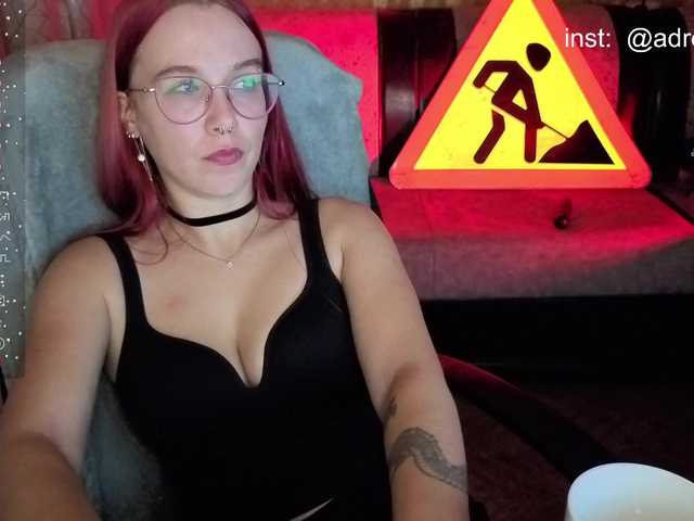 adrenalinse live cam on BongaCams