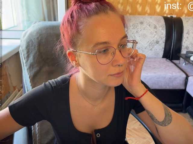 adrenalinse live cam on BongaCams