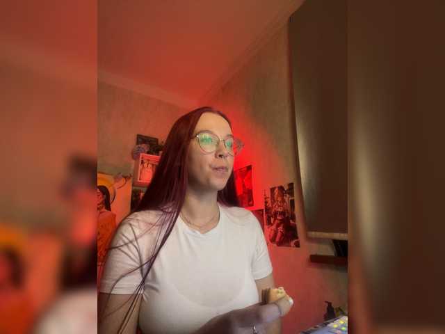 adrenalinse live cam on BongaCams
