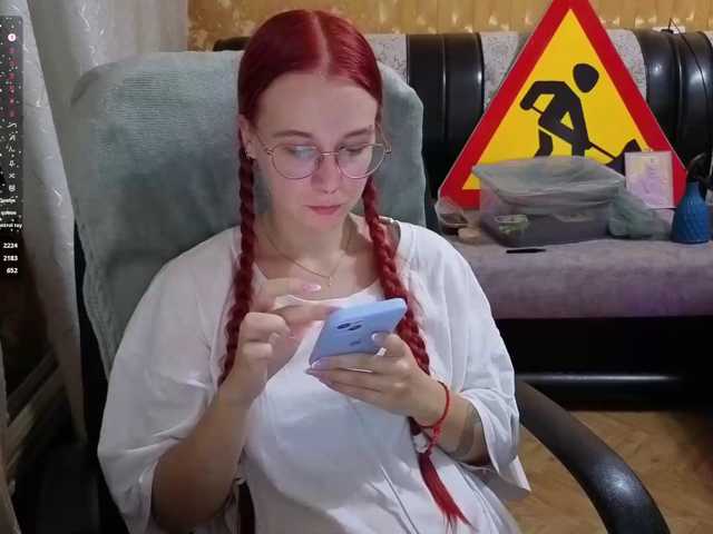 adrenalinse live cam on BongaCams