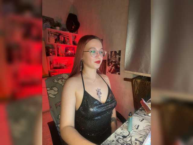 adrenalinse's BongaCams show and profile