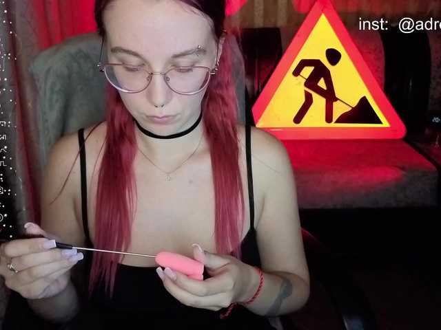 adrenalinse live cam on BongaCams