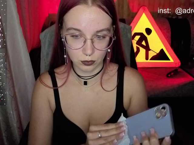 adrenalinse live cam on BongaCams