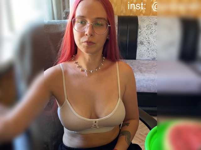 adrenalinse live cam on BongaCams