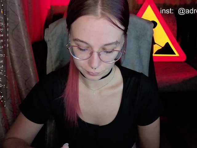 adrenalinse live cam on BongaCams