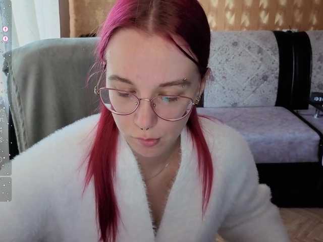 adrenalinse live cam on BongaCams